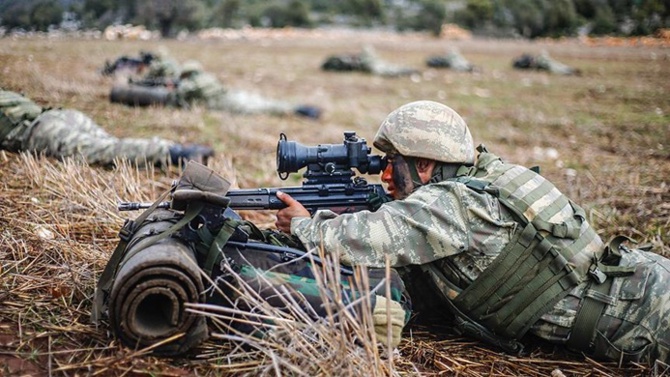 Ağrı’da 2 terörist öldürüldü