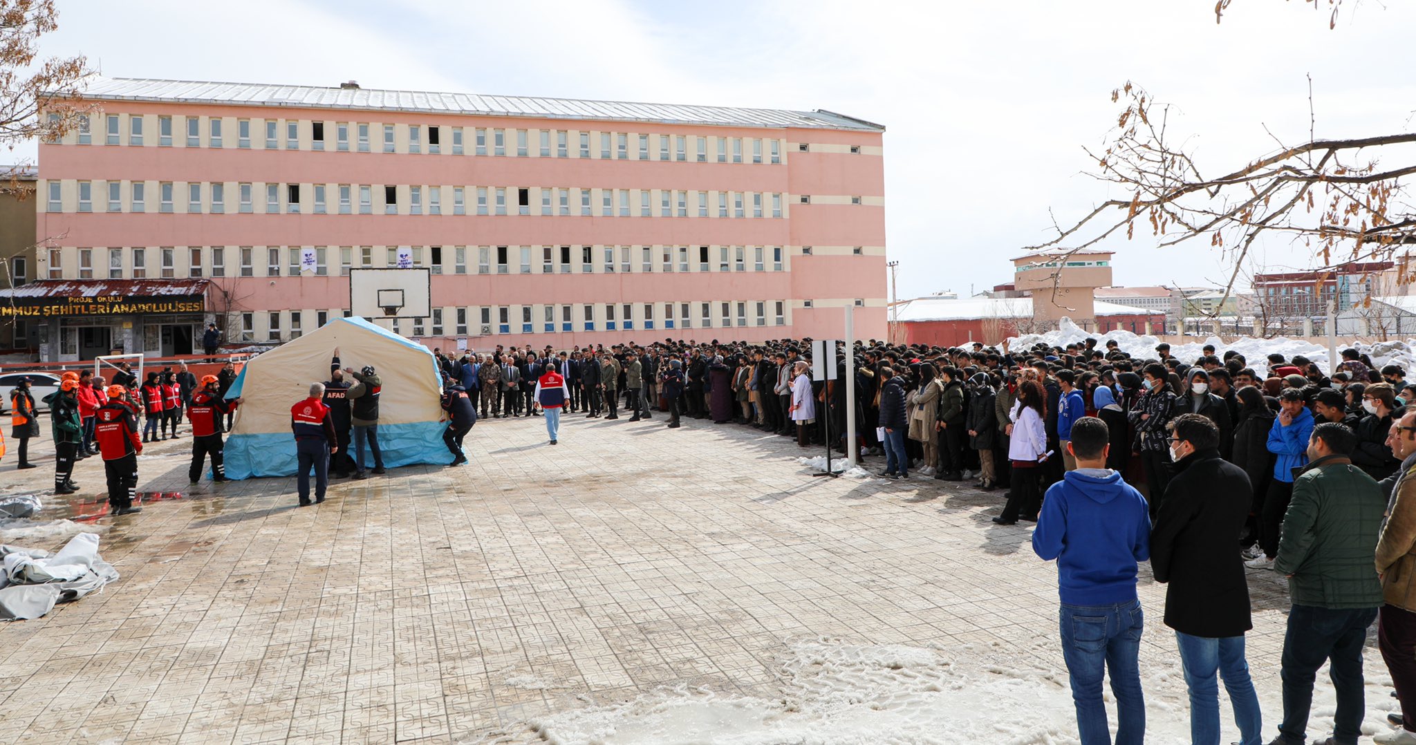 Vali Varol, Deprem Tatbikatına Katıldı