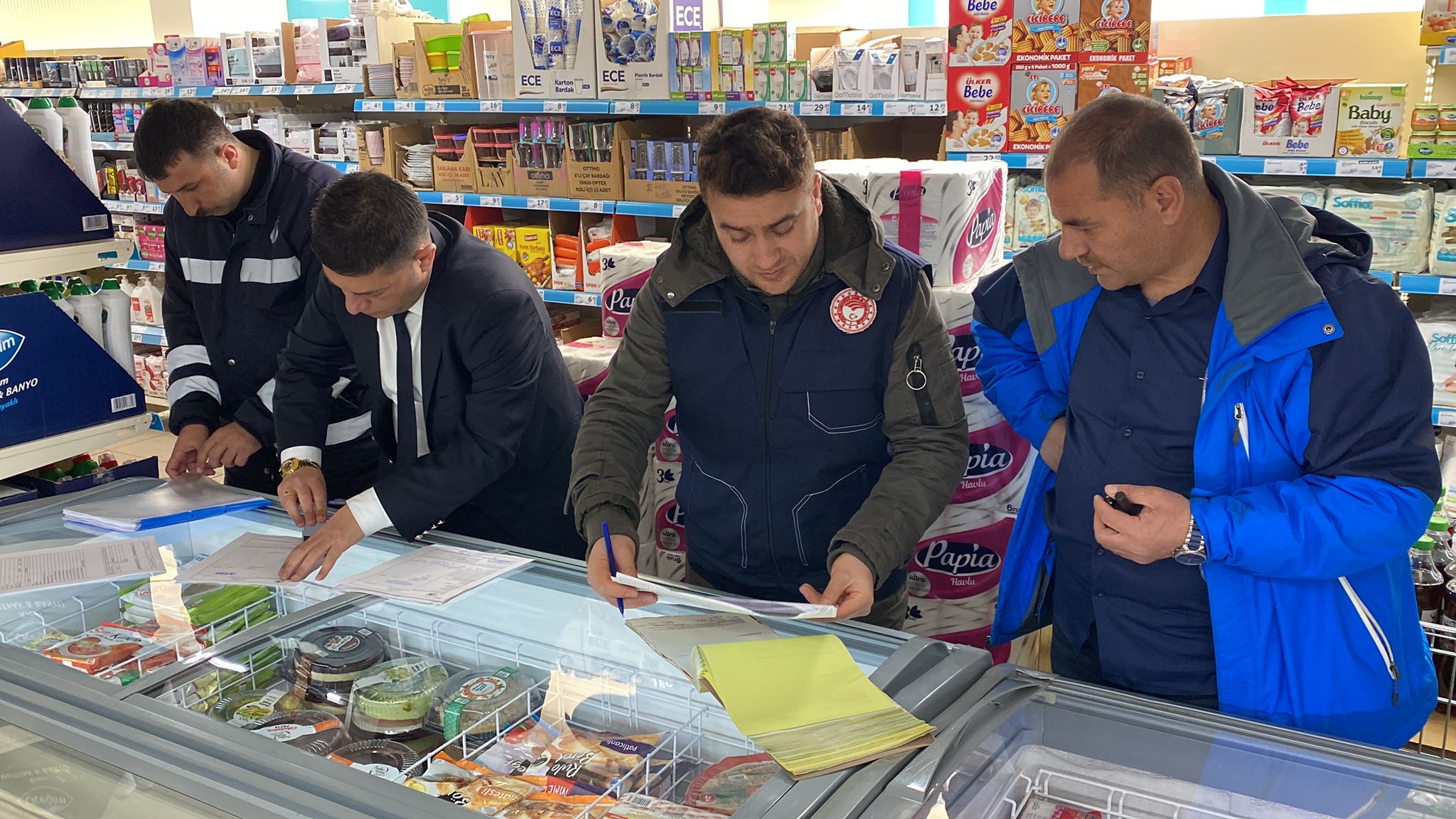 Ağrı Belediyesi Zabıta Ekiplerinden Şeker Denetimi