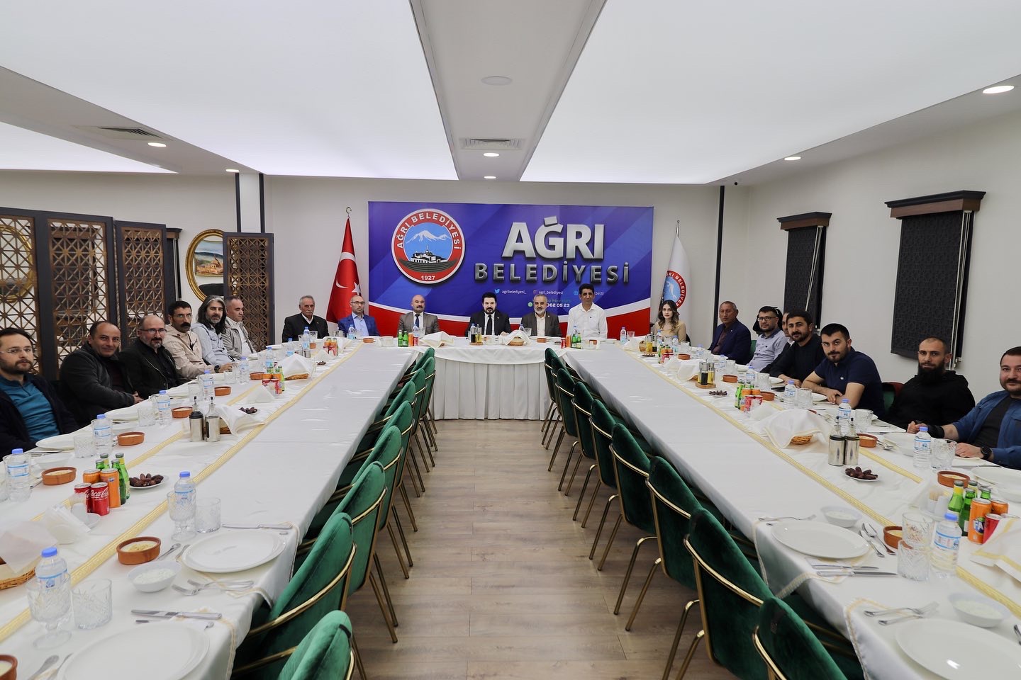 Başkan Savcı Sayan, basın mensupları ile iftarda buluştu.